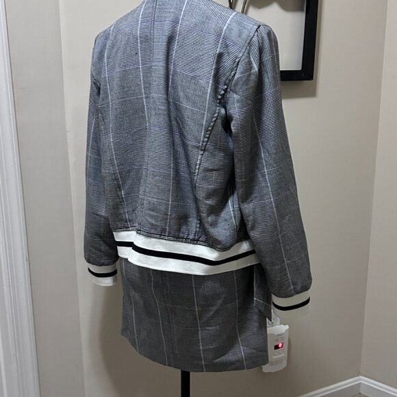 2 Piece Plaid Skirt Set - Picture 4 of 4